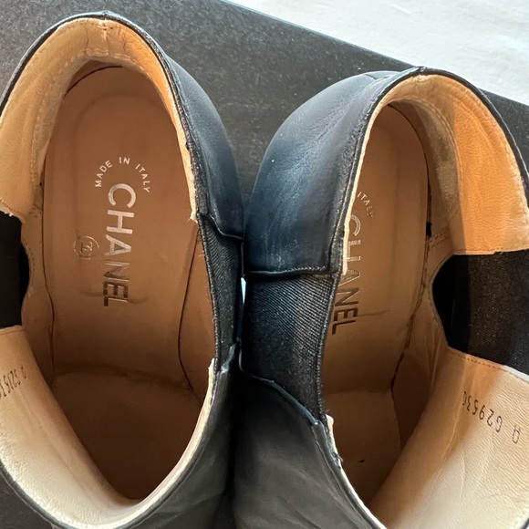 Chanel wedge heel Chelsea booties 39.5 - Picture 8 of 9